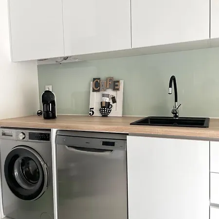 A Casinha Avo Mariana 53 * ナザレ